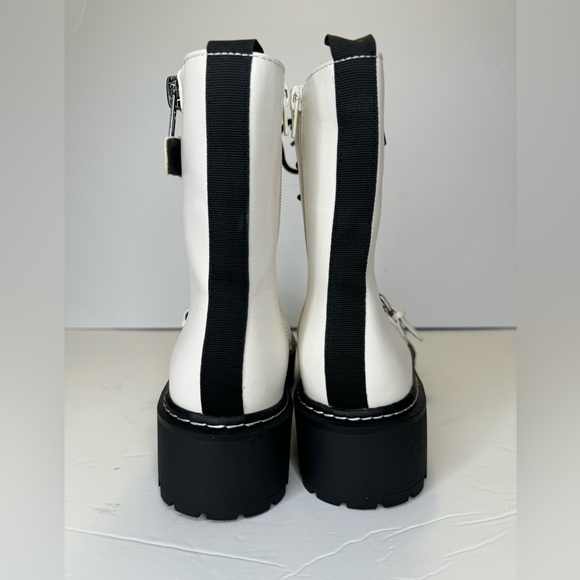 Wild Pair Womens Arriele Leather white Ankle Boots size 10M new - Picture 8 of 10
